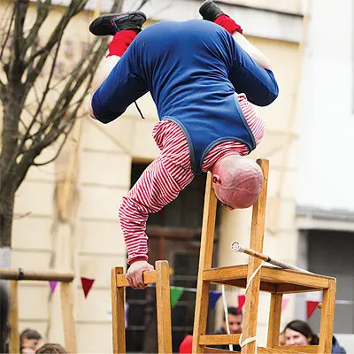 Kinderbezirk-Neuabu-Ostern-Artist